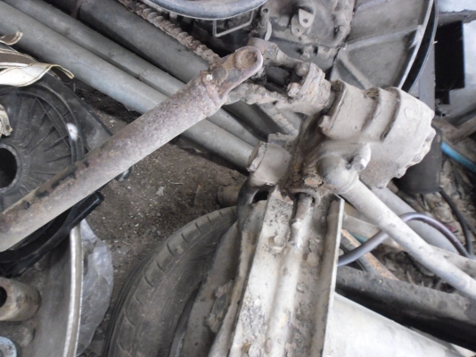 ขายกระบอกดั้ม  ทั้งชุด พร้อมใส่รถหกล้อ  สภาพ พร้อมใช้งาน