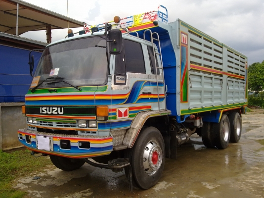 ขายอีซุซุ ร็อกกี้ 240 แรงม้า