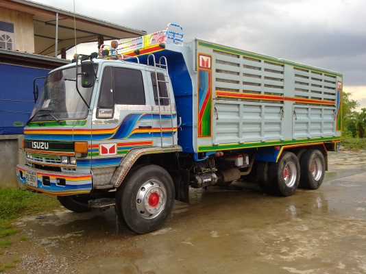 ขายอีซุซุ ร็อกกี้ 240 แรงม้า