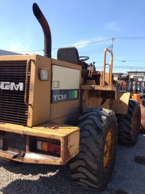 ขายรถตักล้อยาง TCM 830-2