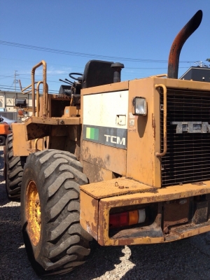 ขายรถตักล้อยาง TCM 830-2