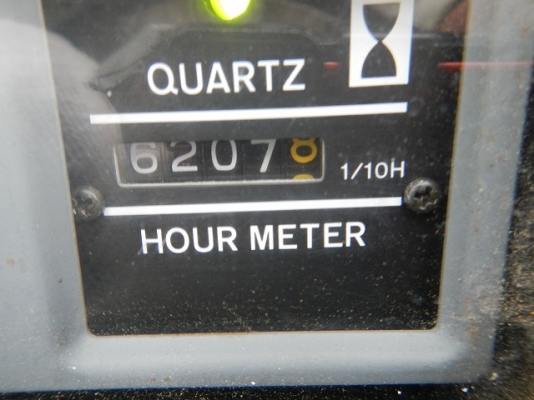 ขายรถตักล้อยาง TCM 840-2