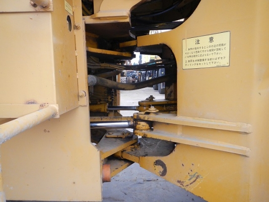 ขายรถตักล้อยาง TCM 840-2