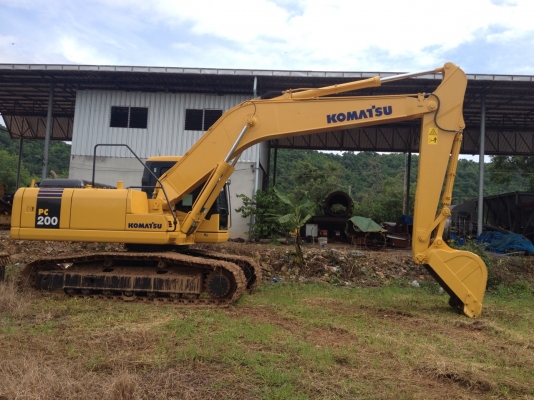 ขาขรถขุดไฮโดรลิค  PC 200-7  สนใจติดต่อ 081-8720725