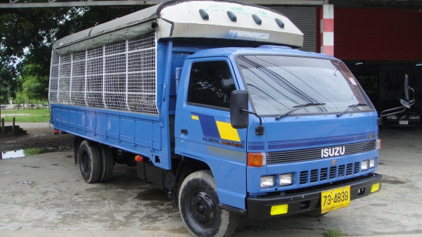 ISUZU NPR เครือง 115 แรง. ดาวน์75000 ผ่อน14700/36เดือน