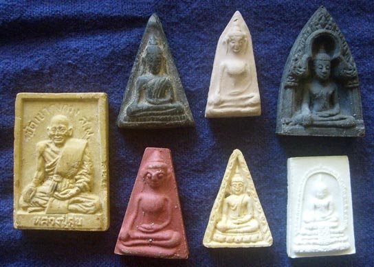 พระเครื่ื่อง พระเครื่ื่อง