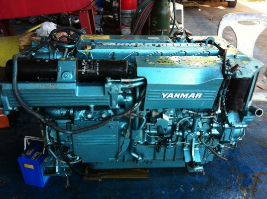 ขายด่วน เครื่องยนต์เรือ ดีเซล ยันม่า  พร้อมใช้