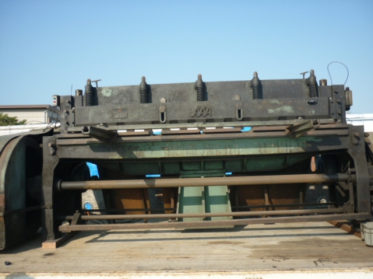 เครื่องตัดเหล็กแผ่น ตัดหนา4.5มิล ยาว 2060มิล