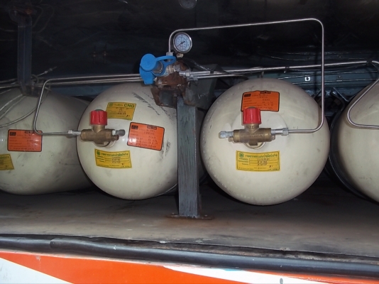 ขายระบบก๊าซngv  convertec ใส่รถใหญ่8ถัง ขาย90,000