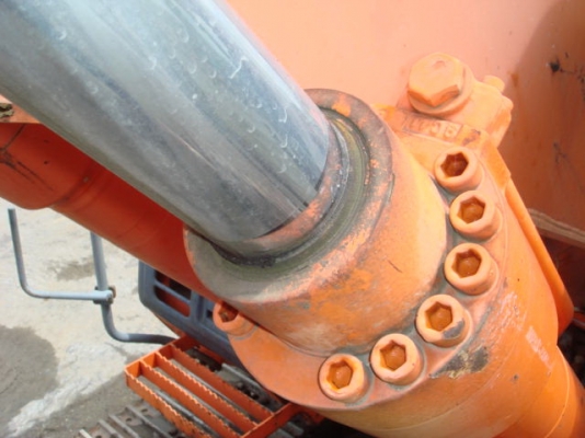 ขายด่วน Hitachi EX120-5  อาร์มยาวจากญี่ปุ่น 14  เมตร  รถสวยสภาพดี นำเข้าจากญี่ปุ่นเองจ้า  3701  ชม.