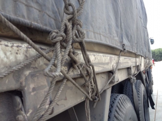 รถฮีโน่ 10 ล้อ รั่ว 260 แรงม้า ปี 49 ( ขาย แม่,ลูก ) สนใจติดต่อ 081 - 6079515 รถฮีโน่ 10 ล้อ รั่ว 260 แรงม้า ปี 49 ( ขาย แม่,ลูก ) สนใจติดต่อ 081 - 6079515