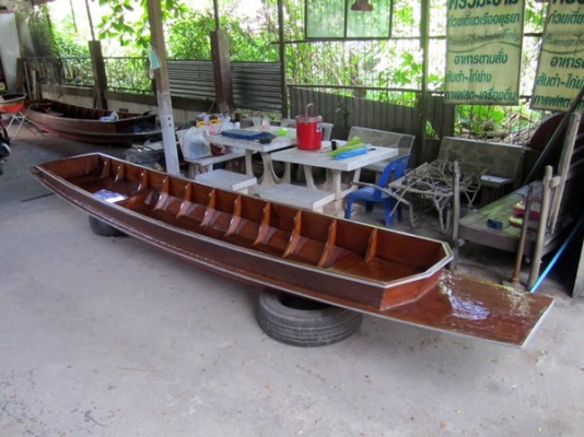 เรืออีแป๊ะใหม่ 10 ศอก ยาว 5 เมตร ไม้สักทั้งลำ เรืออีแป๊ะใหม่ 10 ศอก ยาว 5 เมตร ไม้สักทั้งลำ