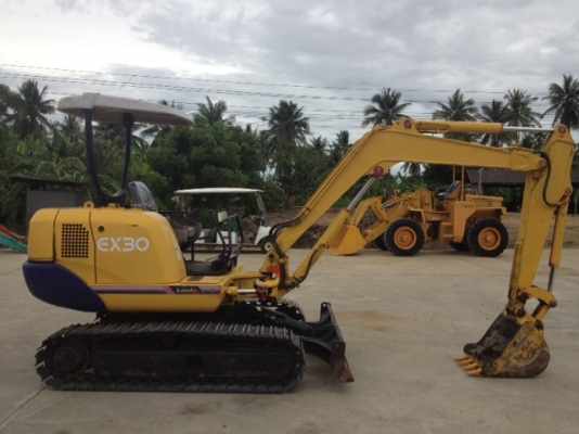 รถแบคโฮล HITACHI EX30-2 นำเข้าเอง มือสองจากญี่ปุ่น