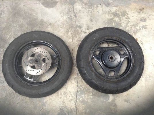 ขายล้อกะทะรถป๊อป 10นิ้ว ดิสเบรคหน้า ดั๊มหลัง ยางหลังสวยๆ ดันล็อป