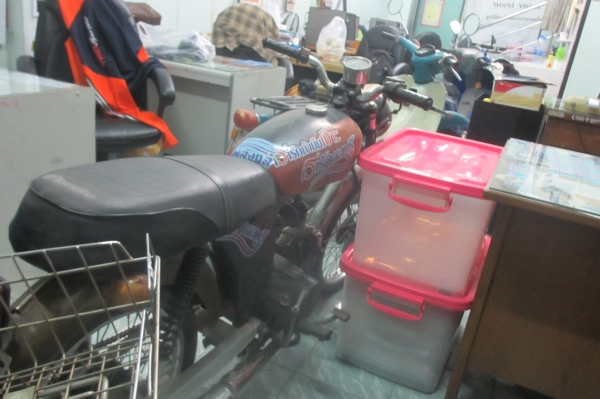 ขายด่วน yl2 เครื่องไทเกอร์ 125 เล่มเขียวพร้อมชุดโอนทะเบียนเครื่อง จ.ชลบุรี