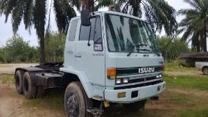 รถอีซูซุ 10 ล้อ หัวลาก FXZ23KF  240 แรงม้า  นางฟ้าแท้  สนใจติดต่อ 081 - 6079515