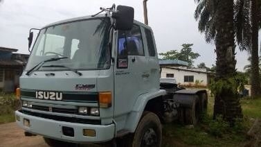 รถอีซูซุ 10 ล้อ หัวลาก FXZ23KF  240 แรงม้า  นางฟ้าแท้  สนใจติดต่อ 081 - 6079515