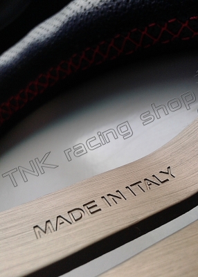 พวงมาลัยเเต่งNARDI ก้านดอกไม้ยก1นิ้วด้ายเเดง รุ่นลายเซ็นในตำนานNARDI