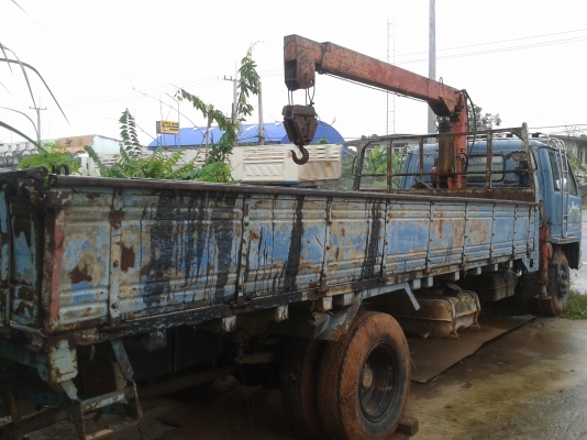 ขาย6ล้อติดเครน 3 ตัน เครื่อง 185 แรง