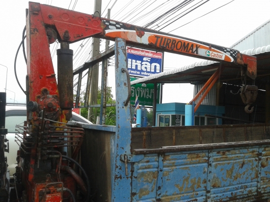 ขาย6ล้อติดเครน 3 ตัน เครื่อง 185 แรง