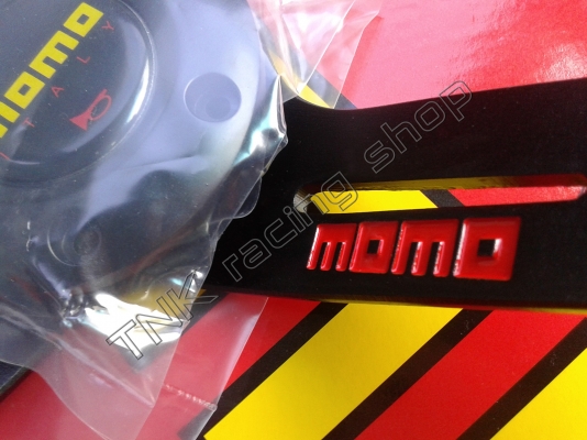 MOMO ก้านยก3นิ้วรุ่นปักDRIFTINGด้ายเเดง ปั๊มอักษรMOMOชัดเจน