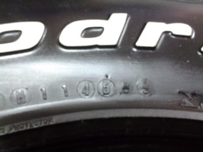 ยาง bf 265/75/16 สวยๆ