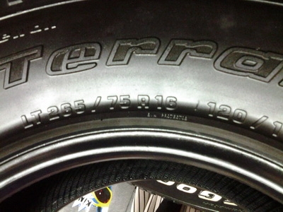 ยาง bf 265/75/16 สวยๆ