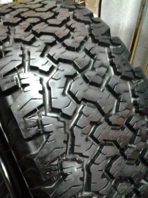 ยาง bf 265/75/16 สวยๆ