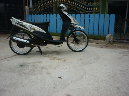 ยามาฮ่ามีโอ ปี 50    9999  บาท