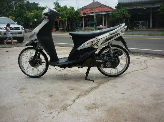 ยามาฮ่ามีโอ ปี 50    9999  บาท