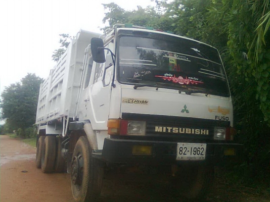 ขายไอ้หลงโบว์FN527M-TF4xxxตัวแท้ครับ