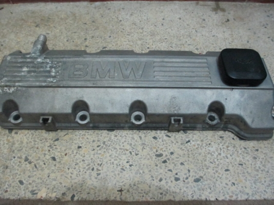 ฝาครอบวาล์ว บีเอ็ม