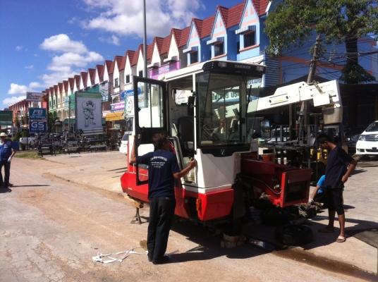 รถเกี่ยวข้าวถึงร้านแล้วครับ+++ลดเหลือ 390,000 +++ ขอบคุณคุณพ่อไตรรงค์ เดินทางไกลจากชลบุรี มาจองครับ YANMAR COMBINE GS360G ดีเซลเทอร์โบ SPECS JAPAN แท้จากญี่ปุ่น. รถเกี่ยวข้าวถึงร้านแล้วครับ+++ลดเหลือ 390,000 +++ ขอบคุณคุณพ่อไตรรงค์ เดินทางไกลจากชลบุรี มาจองครับ YANMAR COMBINE GS360G ดีเซลเทอร์โบ SPECS JAPAN แท้จากญี่ปุ่น.