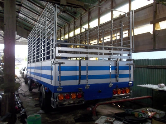 ขาย Isuzu NQR (ไม่มีเครื่อง+เกียร์)