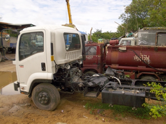 ขาย Isuzu NQR (หัว FRR190)