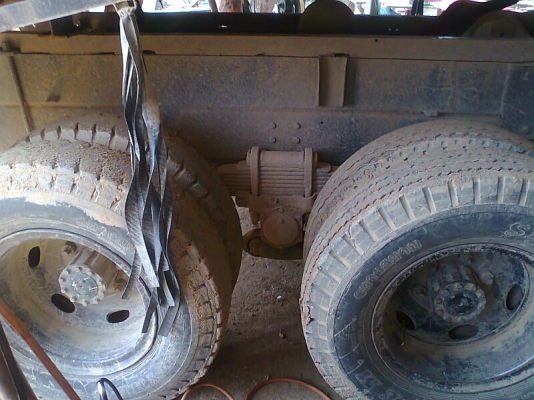 รถสิบล้อ HINO Fd 3HHA รถปี 40 เครื่องยนต์ HINO HO7d  195 แรงม้า รถสวย มีทะเบียนครบ.