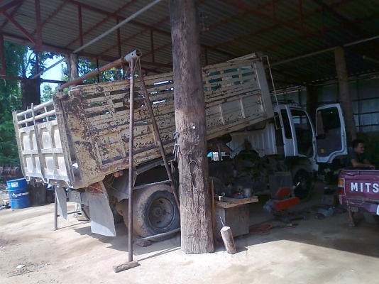 รถสิบล้อ HINO Fd 3HHA รถปี 40 เครื่องยนต์ HINO HO7d  195 แรงม้า รถสวย มีทะเบียนครบ.