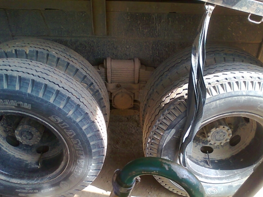 รถสิบล้อ HINO Fd 3HHA รถปี 40 เครื่องยนต์ HINO HO7d  195 แรงม้า รถสวย มีทะเบียนครบ.