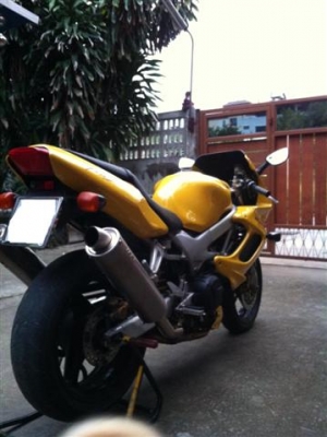 ขาย!!! honda vtr 1000 ปี 99 ขาย!!! honda vtr 1000 ปี 99