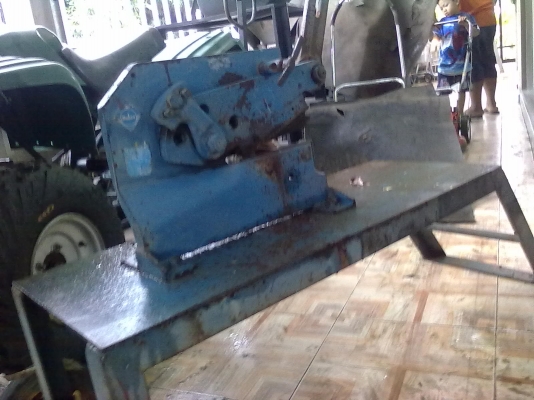 กรรไกรตัดเหล็ก