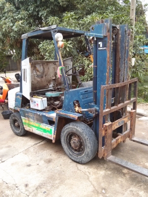 โฟลด์ลิฟ โคมัตสุ