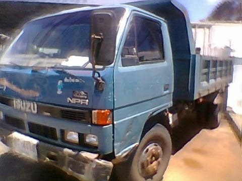 ISUZU หกล้อดัมพ์ ห้างแท้ปี 37 NPR เครื่อง 185 เกียรใหญ่ 6 เกียร เฟืองท้าย F คลัซซี่ดีไม่มีผุ รถใช้งานอยู่ขายตามสภาพ 500,000 ISUZU หกล้อดัมพ์ ห้างแท้ปี 37 NPR เครื่อง 185 เกียรใหญ่ 6 เกียร เฟืองท้าย F คลัซซี่ดีไม่มีผุ รถใช้งานอยู่ขายตามสภาพ 500,000