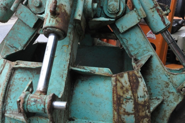 ขาย ตุ้ม หนีบ ติดแบคโฮ เครน เฮียบ สภาพสวยเดิมจากญี่ปุ่น 49,000 บาท