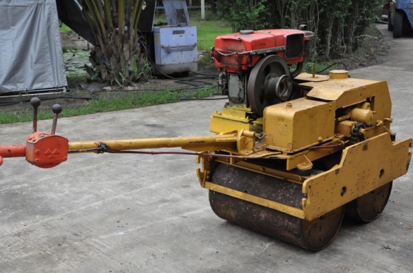 ขายรถบดเดินตาม YANMAR สภาพเดิมจากญี่ปุ่น 48,000 เท่านั้น!!