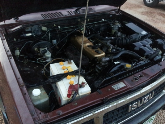 ขาย isuzu KB 2500 ฝาทอง ปี1988