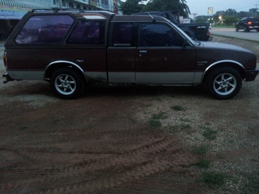 ขาย isuzu KB 2500 ฝาทอง ปี1988