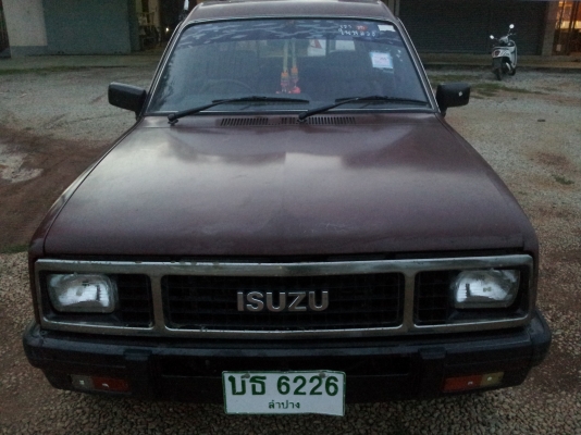 ขาย isuzu KB 2500 ฝาทอง ปี1988