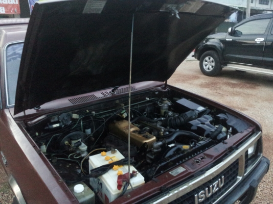 ขาย isuzu KB 2500 ฝาทอง ปี1988