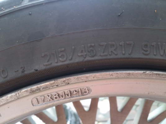 แม็ก Rial 17 กว้าง 8 ออฟ13 4 รู 114 ฝาครบ ไม่ดุ้ง ไม่คด พร้อมยาง