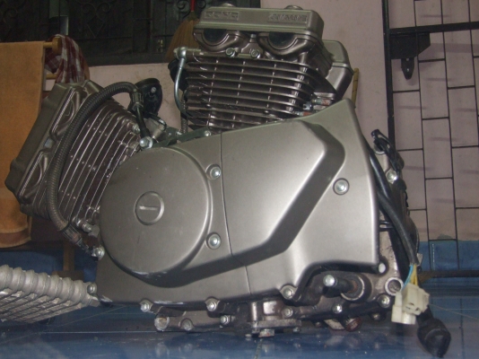 ขายเครื่องมอไซค์250 CC ราคา 5000 บาท